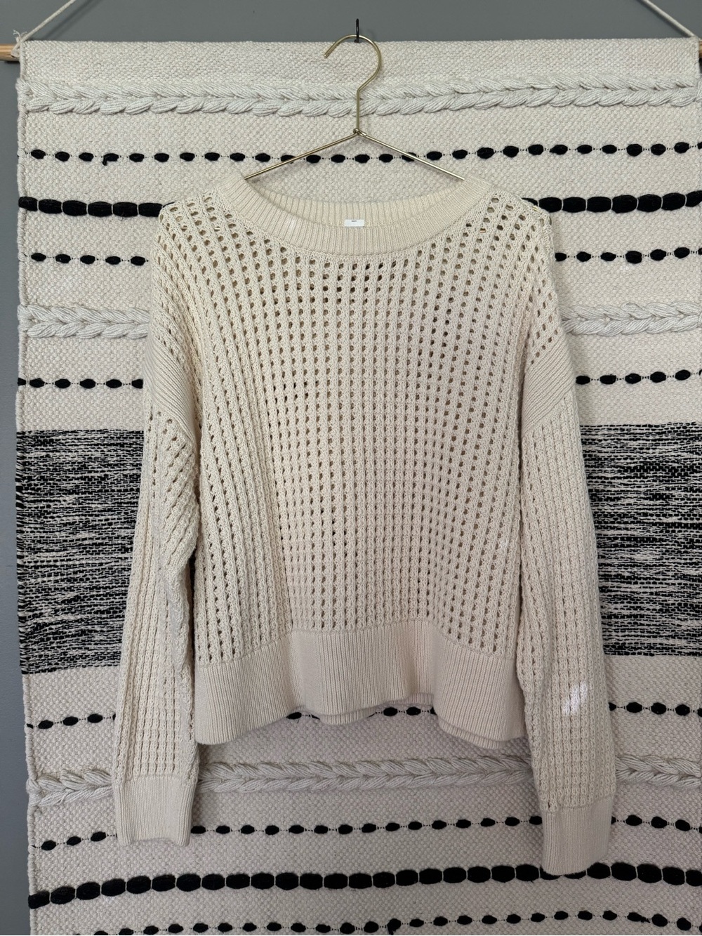 Old Navy Open-Knit Crewneck Sweater in Cream